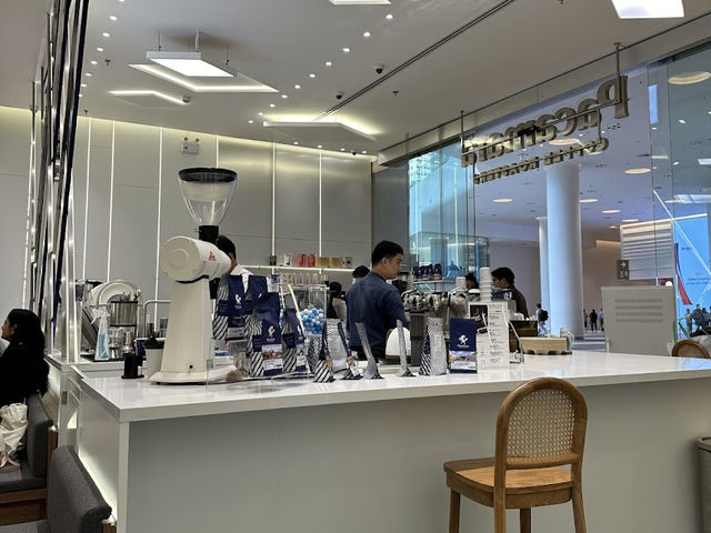 🍰🌻: Pacamara Coffee Roaster