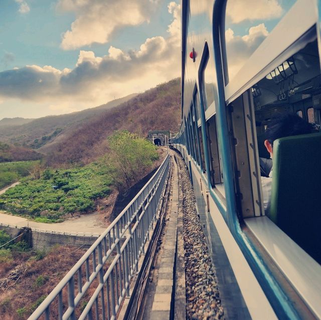 台鐵藍皮解憂號：穿越時光的旅程