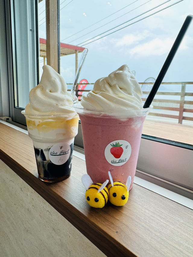 【福岡カフェ】自社農場の苺と地元の蜂蜜が使われたスイーツが食べられるカフェ🍯🐝