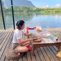 M&R Houseเรือแพริมน้ำสุดปังวิวสวย น้องหมาเข้าพักได้