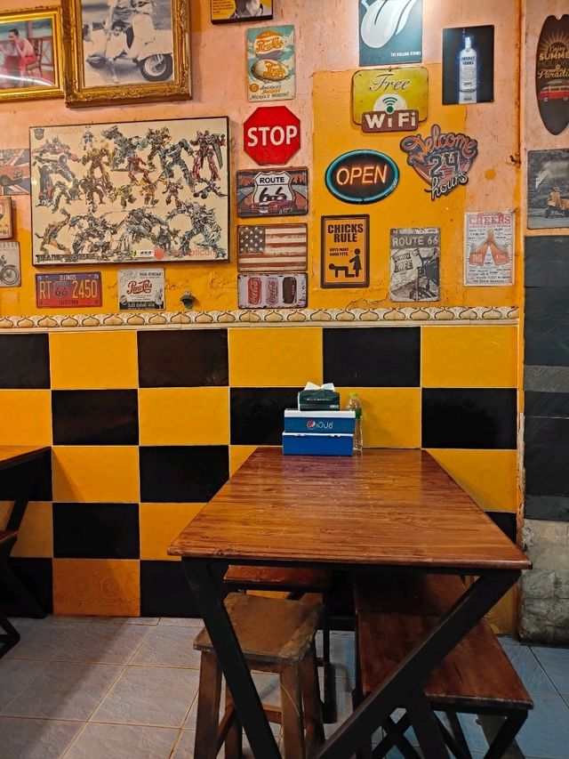 ร้านส้มตำยายหนู