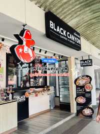 BLACK CANYON 📍ศูนย์การแพทย์ มศว องครักษ์