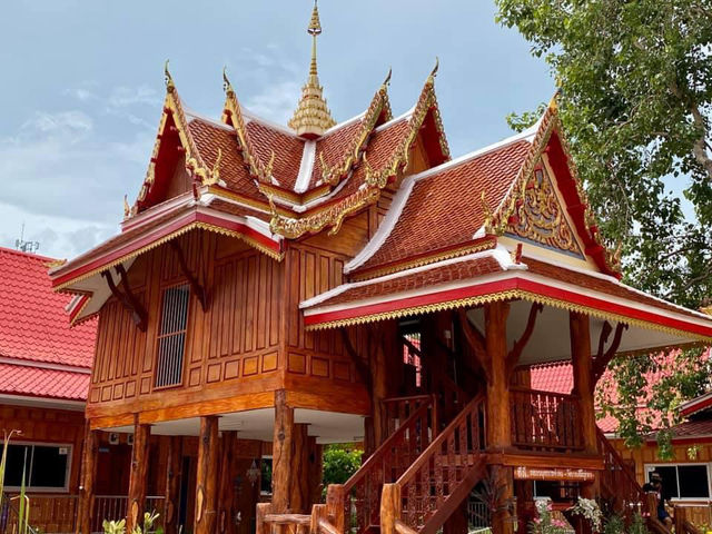 วิหารพระนอน วัดบางพลีใหญ่กลาง