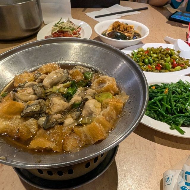 台北大安「小李子清粥小菜」深夜裡的家常味