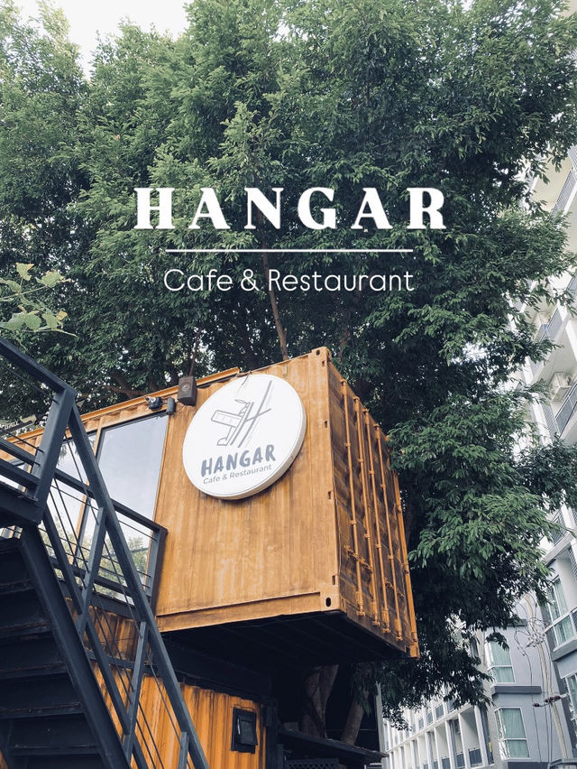 Hangar Cafe’ (แฮงก้าคาเฟ่) 