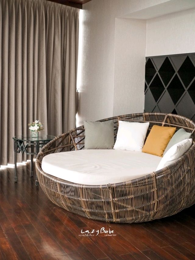 Staycation ที่ Baiyoke Sky Hotel 