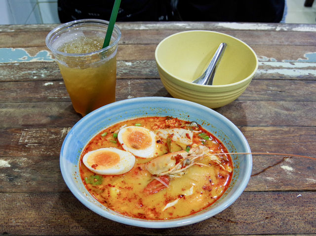 【タイ・バンコク】パヤタイの人気トムヤム店🦞
