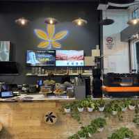 Sipping Christmas Joy at Five Leaf Coffee