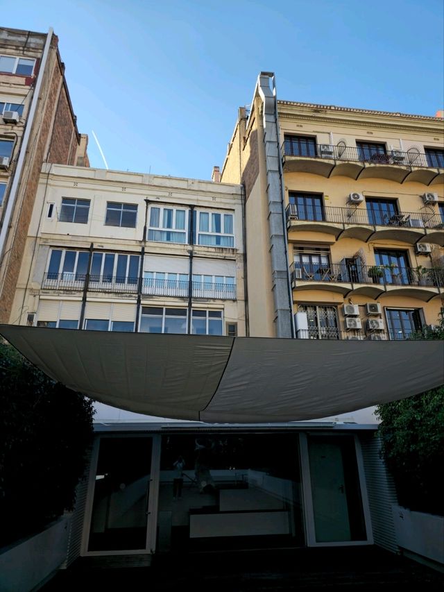 해외여행 바르셀로나 안토니 타피에스 미술관  Museu Tàpies