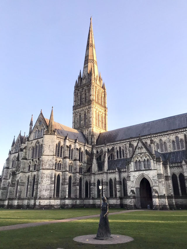 Salisbury เมืองเล็กที่เปี่ยมด้วยประวัติศาสตรื์