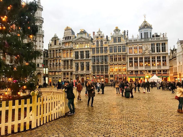 🇧🇪The Grand palace in Brussels🇧🇪🎄🥰