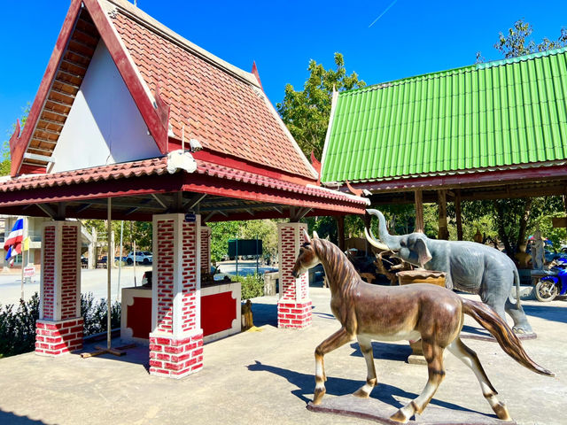 ขอพรพญานาคองค์ดำ แสนสิริจันทรา 