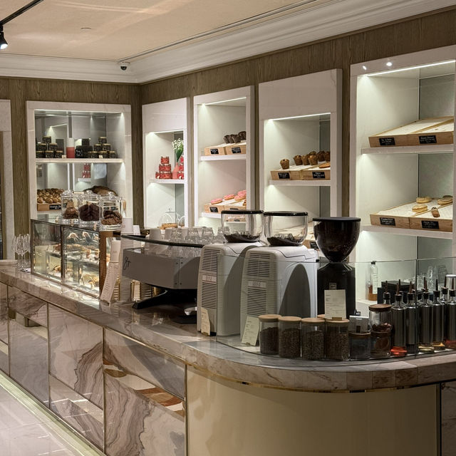 Rose Gourmand Deli, St Regis Jakarta 