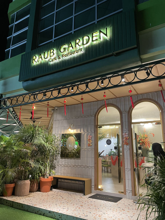 Classy cafe for birthday party and special event