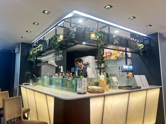 The Coral Finest Business Class Lounge Suvarnabhum