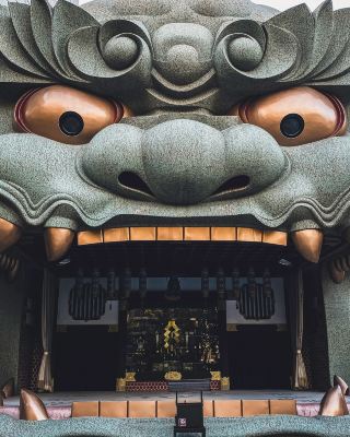 Unraveling Osaka's Best Kept Secret: Namba Yasaka Shrine's Iconic Lion Stage