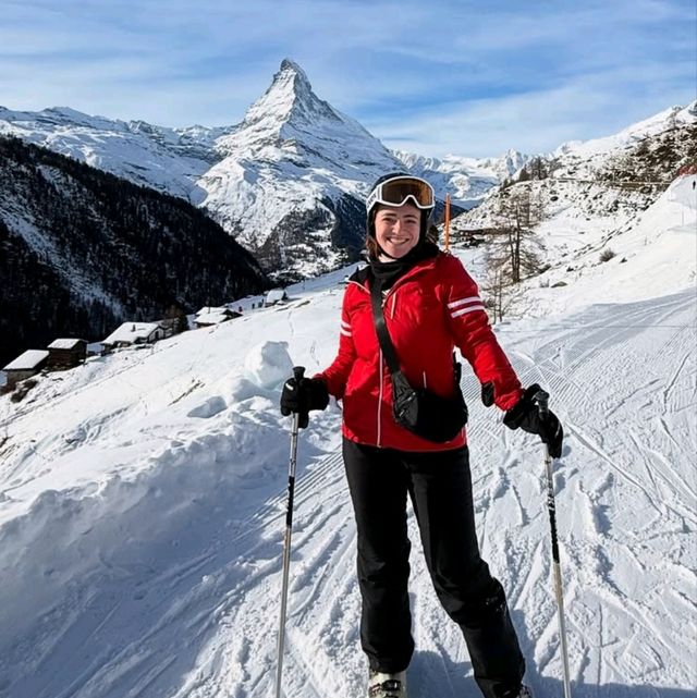 St. Moritz: Skiing in Style! ⛷️❄️✨