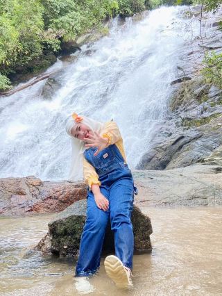 Ton Pariwat Waterfall - Phang Nga