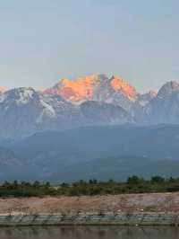 A Touch of Heaven: Exploring Yulong Snow Mountain's Icy Beauty