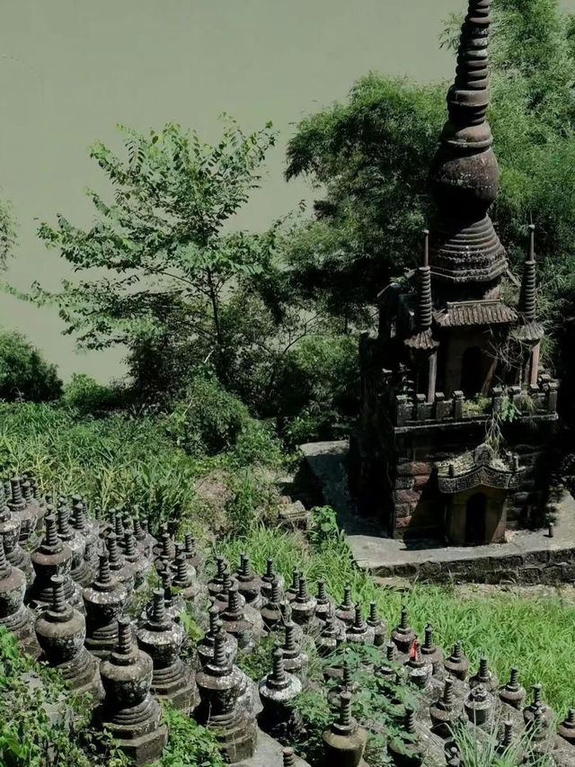 Discover Thousands Pagodas at Caoyutian