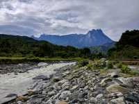 🏕️ Polumpung Melangkap: Where the Mountains Take Your Breath Away (Literally!)