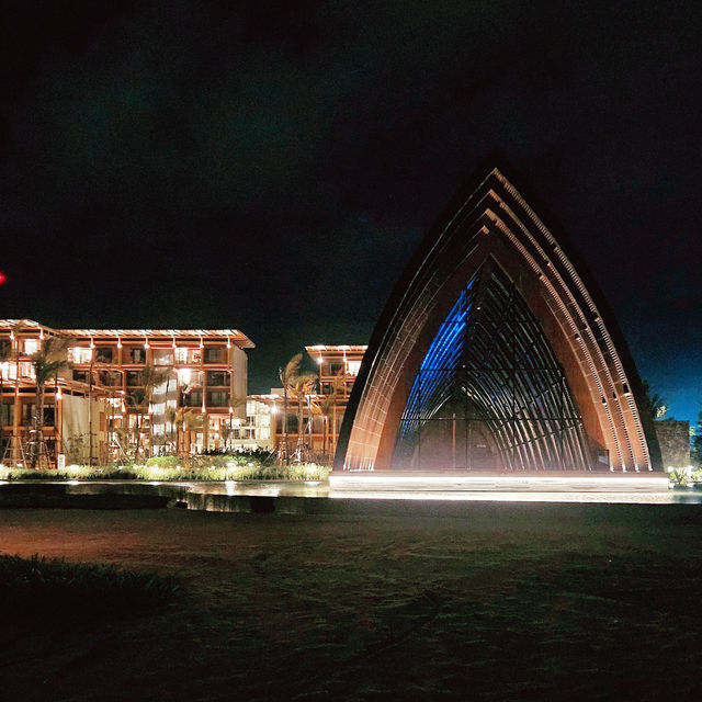 Hotel Indigo Bintan Lagoi Beach: A Tropical Escape🌴