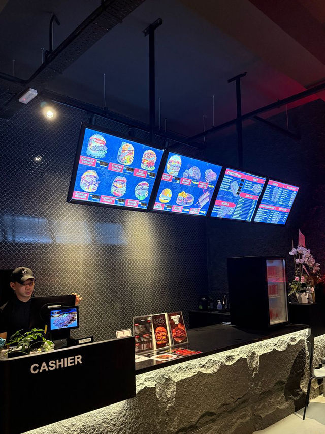 Classy Red Black Themed🍔WOODFIRE🍔Fast Food Cafe 