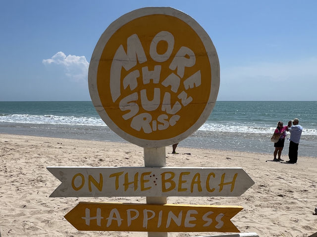 MORE THAN BEACH & CAFE 