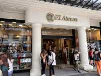 【El Ateneo Grand Splendid】“劇場が本屋になった”空間美に酔いしれる。