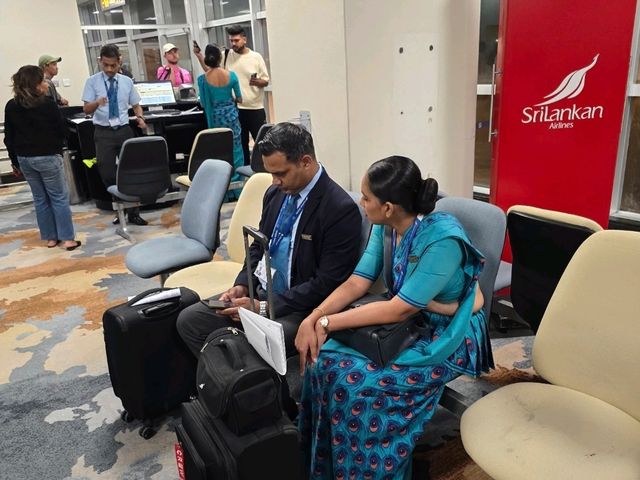 Sri Lankan Airlines UL402 CMB-BKK