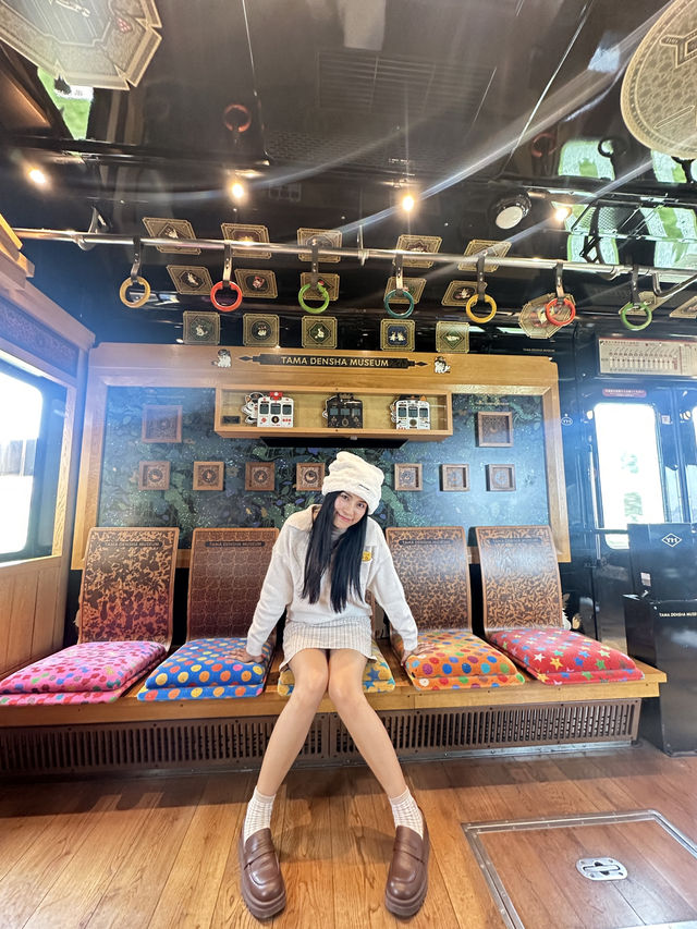 พานั่งรถไฟน้องแมวทามะ ขบวนสีดำ•ทามะมิวเซียม•🐈