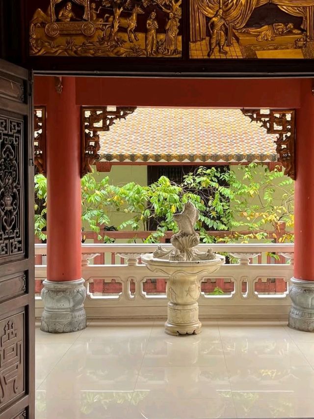 🌸 Phap Hoa Pagoda: A Tranquil Escape in the Heart of Saigon