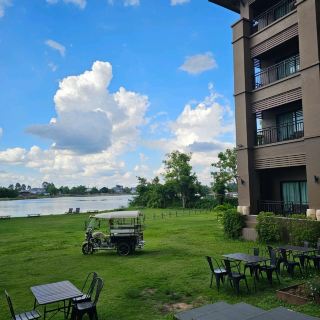 Great accommodation, beautiful views, and delicious food in Udon Thani