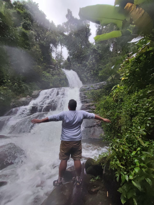 Pa Pong Piang Escape 