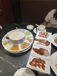 金光華港人必食片皮鴨！