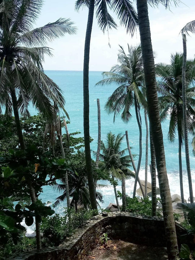 มุมถ่ายรูปลับๆ @หาดกะหลิม 🌊🪨🌴