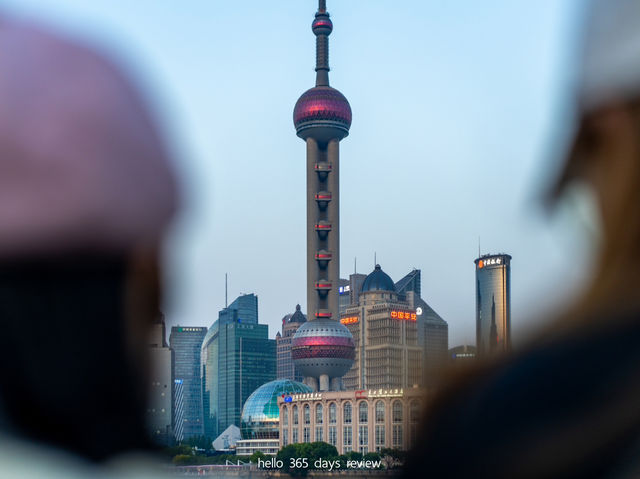 The Bund แลนด์มาร์กสุดไอคอนิกริมแม่น้ำหวงผู่