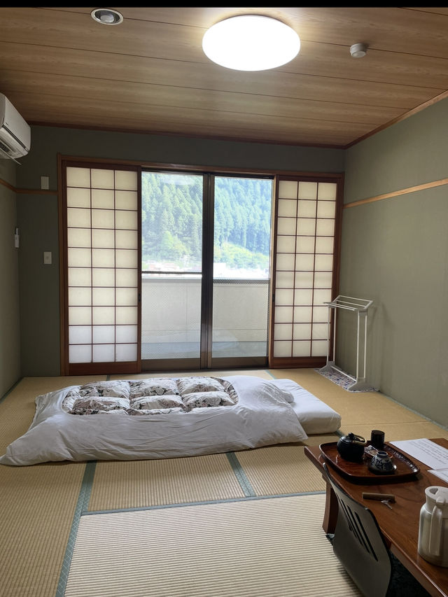 洗滌心靈的水聲中入睡--郡上八幡三原屋