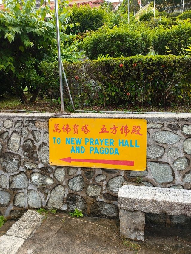 A Temple Escape Without Breaking the Bank