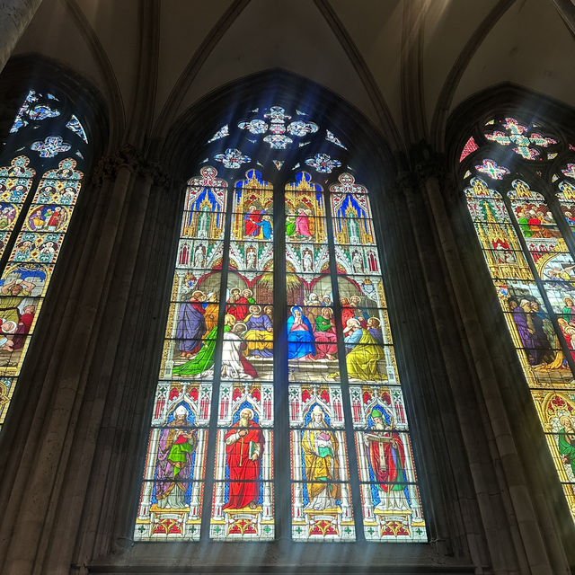 🇩🇪 科隆 Köln | 大教堂的震撼、萊茵河畔的浪漫，德國必訪夢幻之城！
