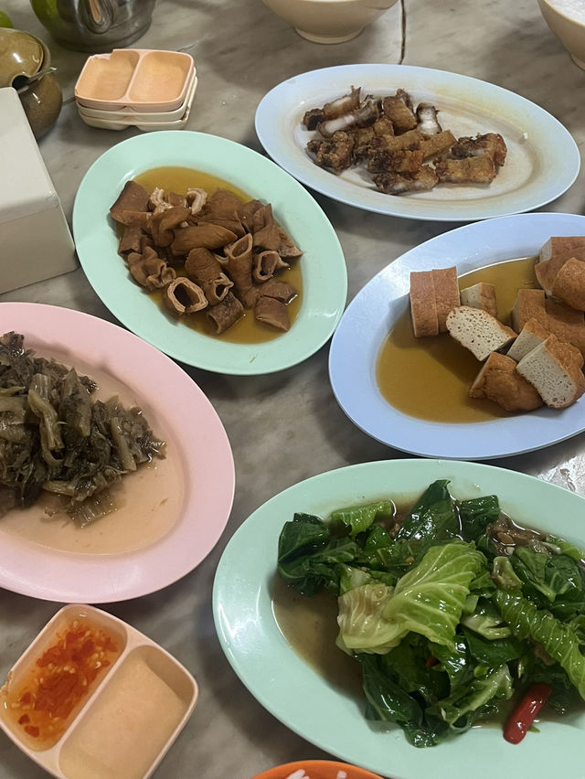 Exploring the foods in Ranong