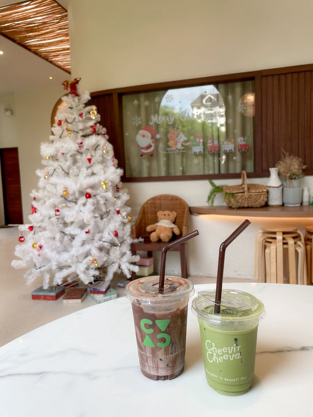 คาเฟ่หาดใหญ่ At CheevitCheeva 🍰✨