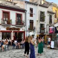 Andalusia: Where Europe Meets North Africa – A Glimpse into Moorish History! 🇪🇸🕌