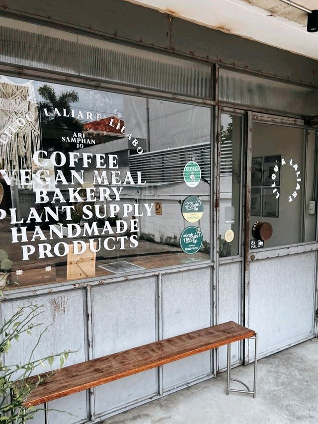 ☕ Laliart Coffee ลิลู ละเลียด คาเฟ่พญาไท