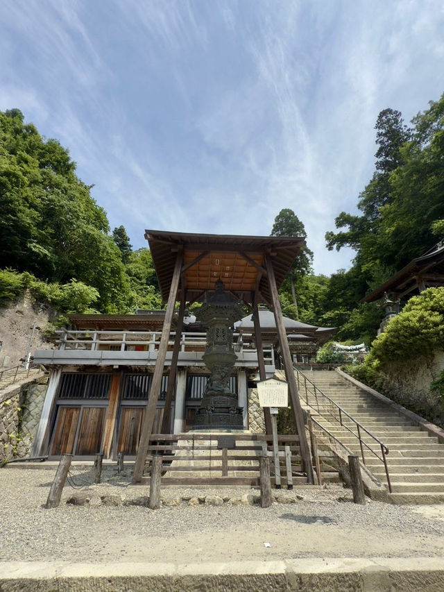 🏯☀️ Summer Weekend at Yamadera (Risshaku-ji): A Mountain Temple Pilgrimage