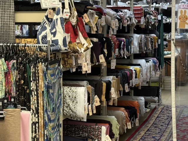 Kobe Shopping Street: A Treasure Trove Between Motomachi and Nishi-Motomachi! 🛍️✨
