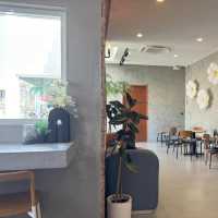  S‑Curve Specialty Coffee Cafe