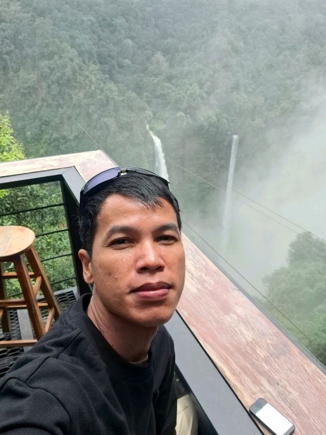 ทริปนี้ที่ลาวใต้ zipline Tad fane waterfall.