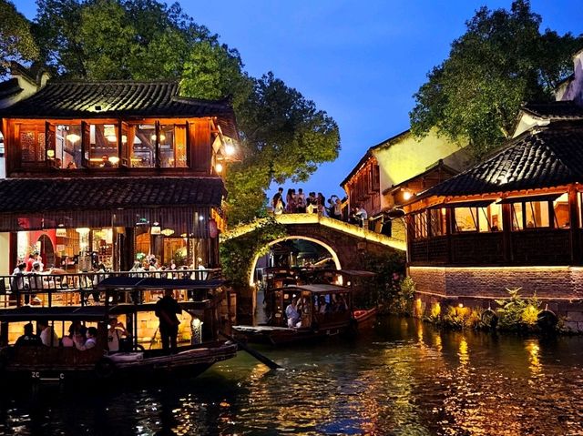 You will love the night view of this mesmerizing little ancient city of Wuzhen
