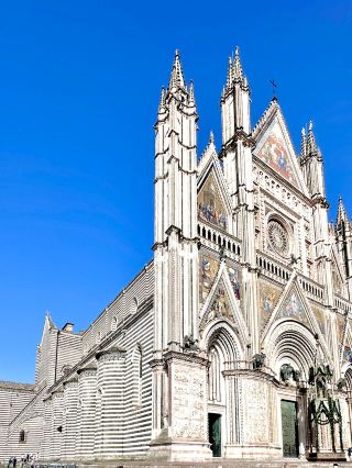 Duomo di Orvieto – A Hidden Gothic Masterpiece in Italy